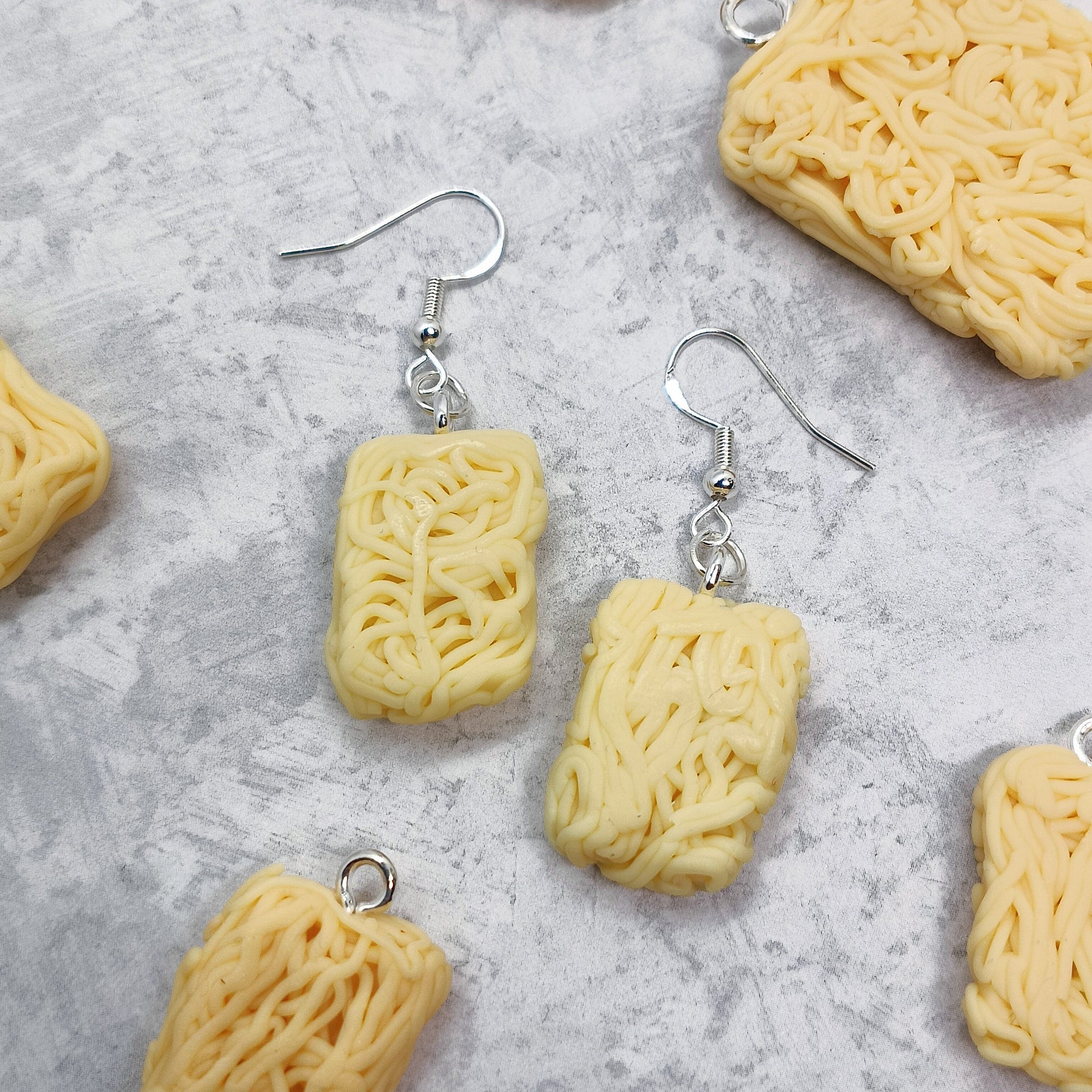 Dry Ramen Noodle earrings 